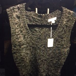 LIKE, LOVE - DARK GRAY SHORT SLEEVE DRESS (NWT)